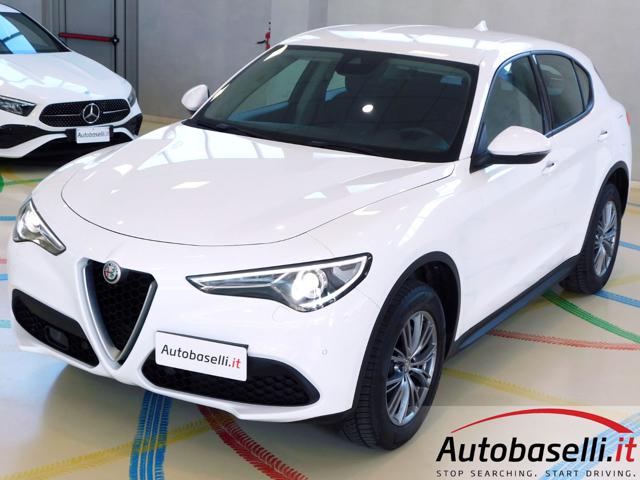 ALFA ROMEO Stelvio usata, con Specchietti laterali elettrici