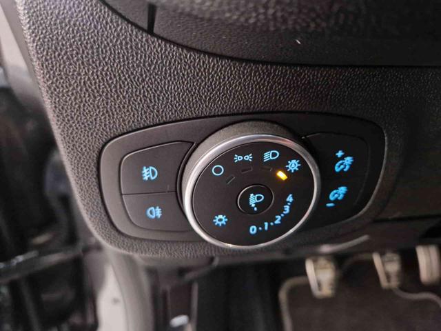 FORD Fiesta usata, con Volante in pelle