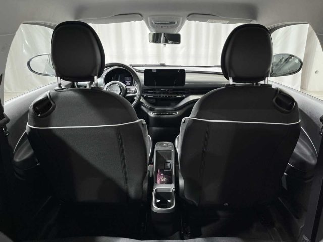 FIAT 500e usata, con Specchietti laterali elettrici