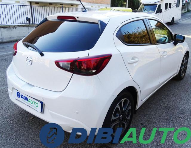 MAZDA 2 usata, con Autoradio