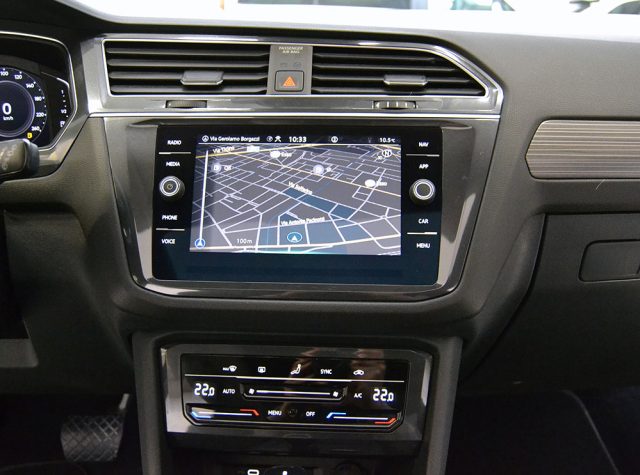 VOLKSWAGEN Tiguan Allspace usata, con Boardcomputer