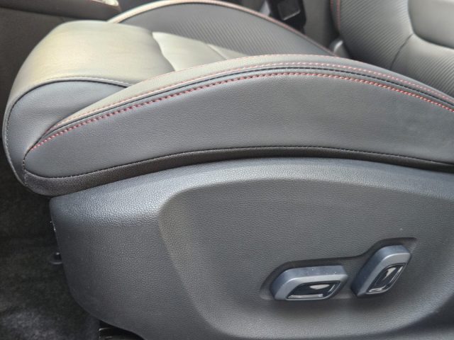 MG ZS usata, con Fari LED