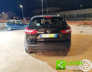 NISSAN Qashqai usata, con Autoradio