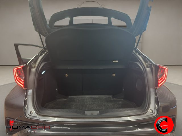 TOYOTA C-HR usata, con Bluetooth