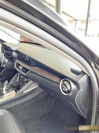 ALFA ROMEO Stelvio usata, con Cruise Control