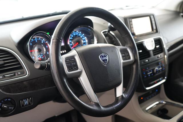 LANCIA Voyager usata, con Controllo trazione