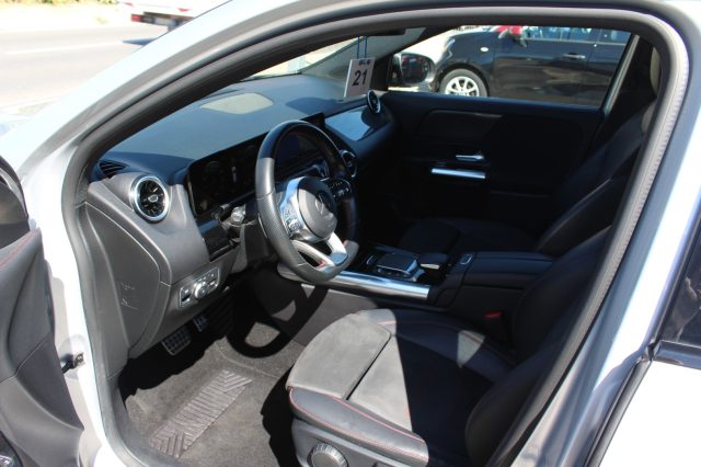 MERCEDES-BENZ GLA 200 usata, con Cerchi in lega