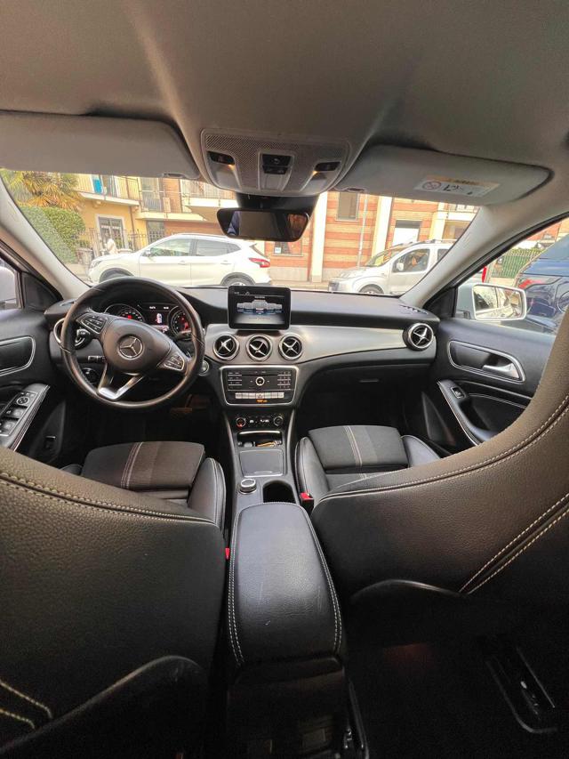 MERCEDES-BENZ GLA 180 usata, con Fari LED
