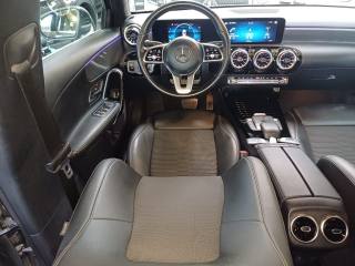 MERCEDES-BENZ A 220 usata, con Cronologia tagliandi