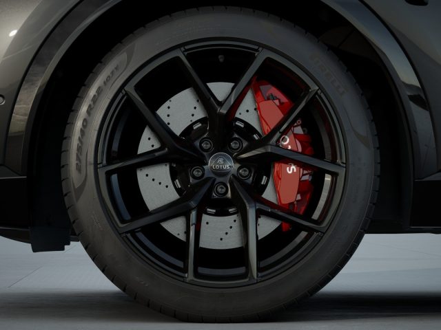 LOTUS Eletre usata, con Cruise Control