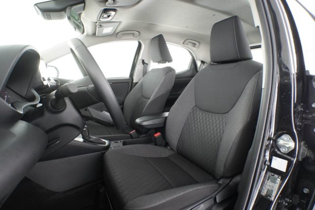 TOYOTA Yaris usata 8