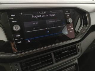VOLKSWAGEN T-Cross usata, con USB