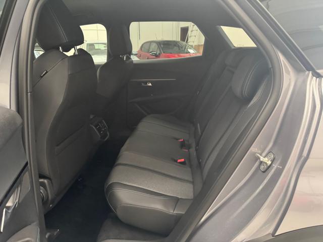 PEUGEOT 3008 usata, con Boardcomputer