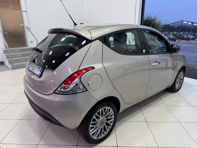 LANCIA Ypsilon usata, con Boardcomputer
