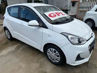 HYUNDAI i10 usata, con Airbag