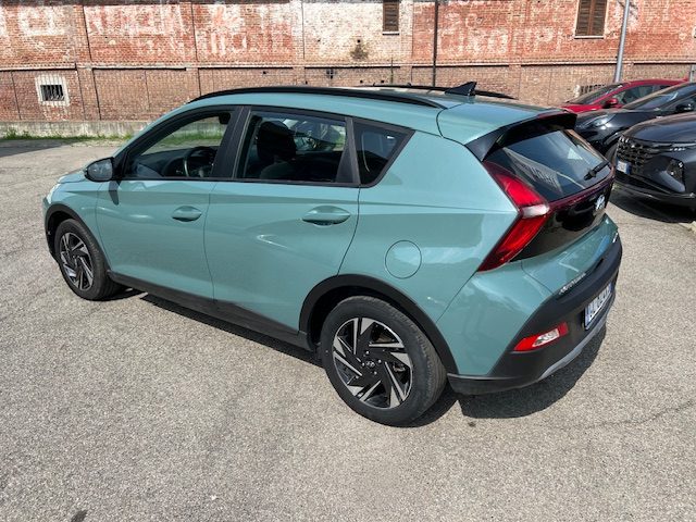 HYUNDAI Bayon usata, con Autoradio