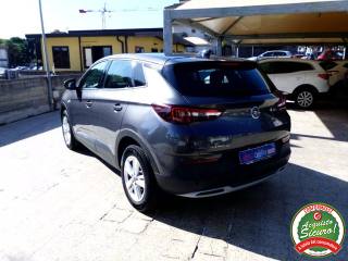 OPEL Grandland X usata, con Alzacristalli elettrici