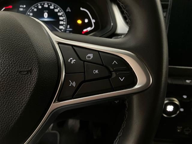 RENAULT Captur usata, con Sensori di parcheggio anteriori