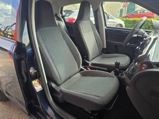 VOLKSWAGEN up! usata 51