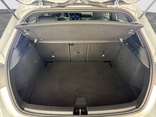MERCEDES-BENZ A 180 usata 13
