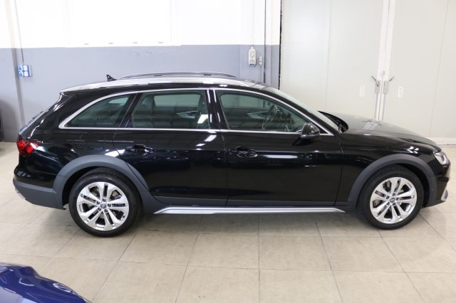 AUDI A4 usata, con Autoradio