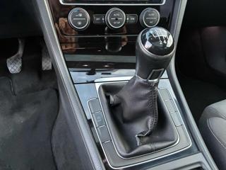 VOLKSWAGEN Golf usata, con ESP