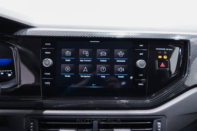 VOLKSWAGEN Taigo usata, con Fari LED