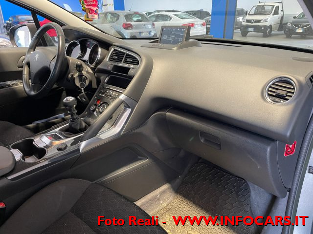 PEUGEOT 3008 usata, con Specchietti laterali elettrici