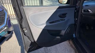 LANCIA Ypsilon usata, con USB