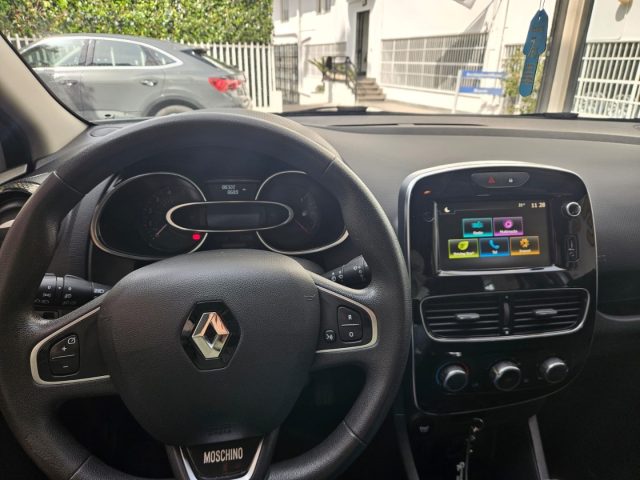 RENAULT Clio usata, con Touch screen