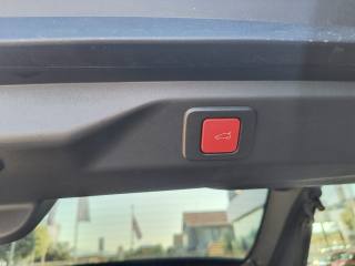 PEUGEOT 3008 usata, con Fari LED