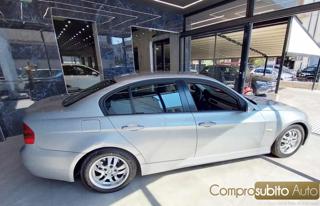 BMW 318 usata, con Autoradio