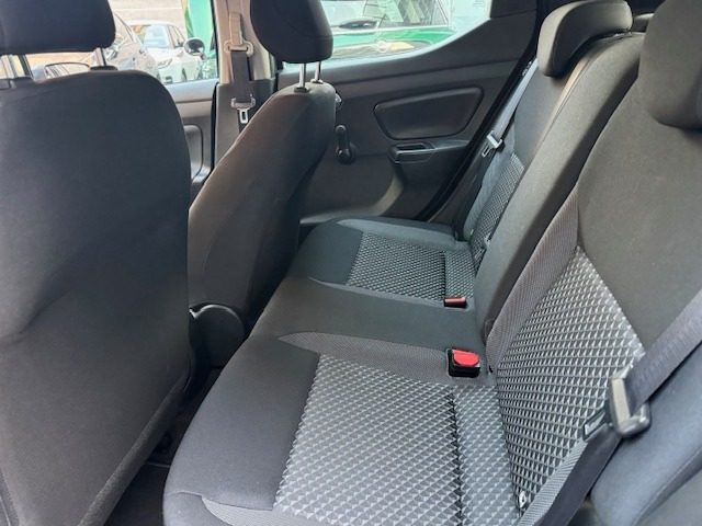 NISSAN Micra usata, con Autoradio