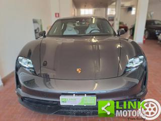PORSCHE Taycan usata 38