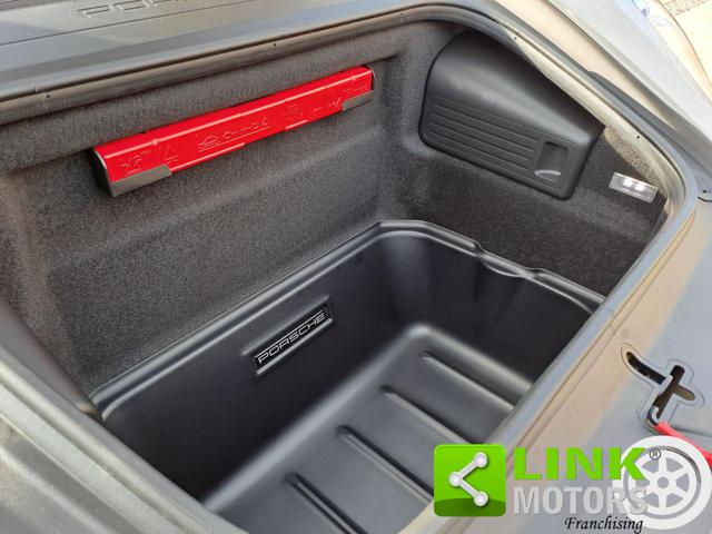 PORSCHE 718 Spyder usata 42