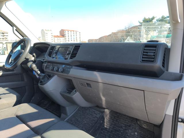 VOLKSWAGEN Crafter usata 19