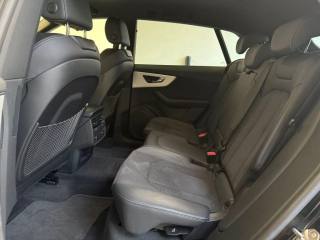 AUDI Q8 usata, con Autoradio digitale