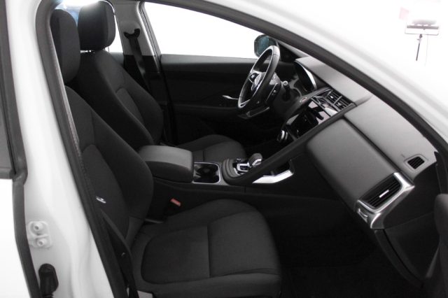 JAGUAR E-Pace usata, con Climatizzatore