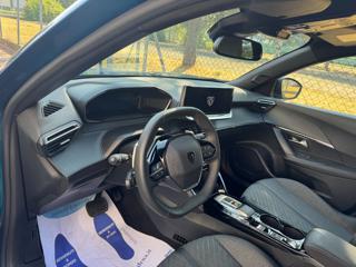 PEUGEOT 2008 usata, con Autoradio