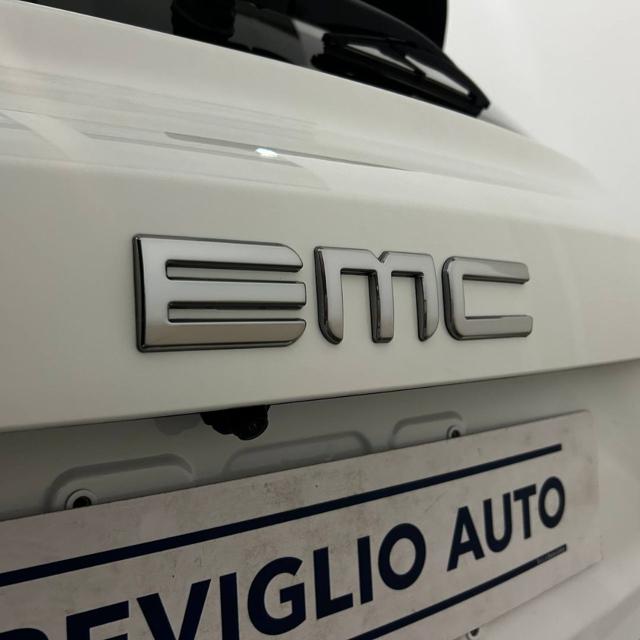 EMC Quattro usata, con Fari direzionali