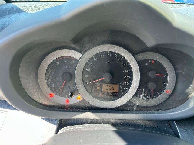 TOYOTA RAV 4 usata, con Chiusura centralizzata