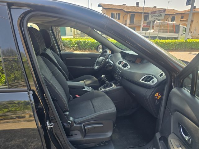 RENAULT Scenic usata 94