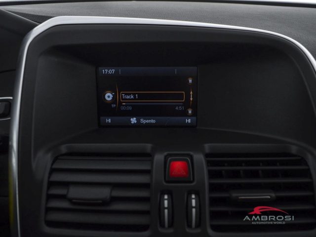 VOLVO XC60 usata 14