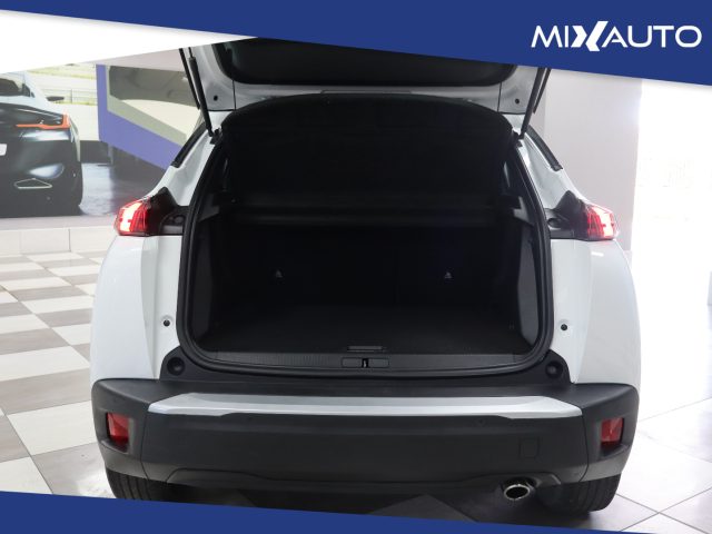 PEUGEOT 2008 usata, con Boardcomputer