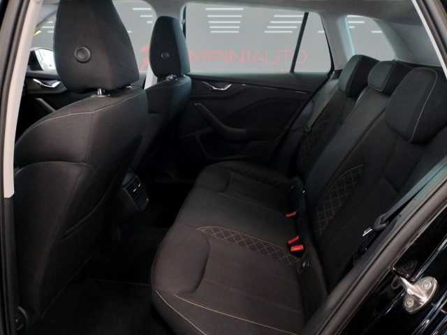 SKODA Kamiq usata 15