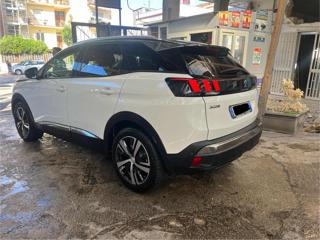 PEUGEOT 3008 usata, con Airbag