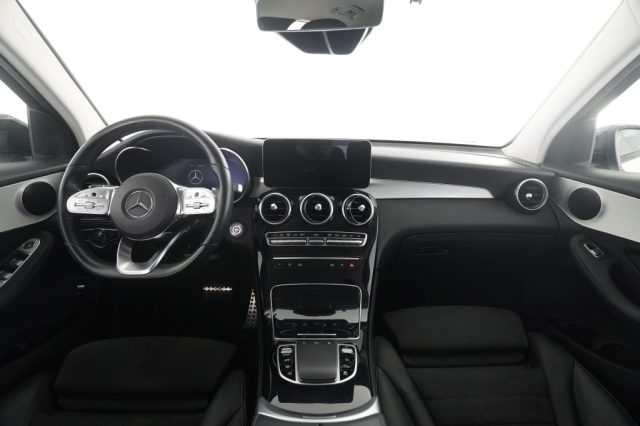 MERCEDES-BENZ GLC 220 usata 10