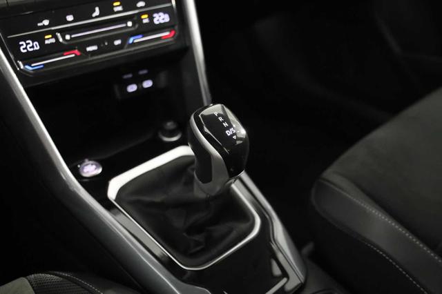 VOLKSWAGEN T-Roc usata, con Autoradio