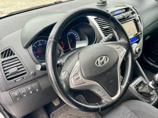 HYUNDAI iX20 usata, con Volante in pelle