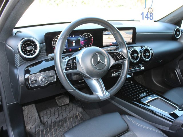 MERCEDES-BENZ A 180 usata, con Chiusura centralizzata